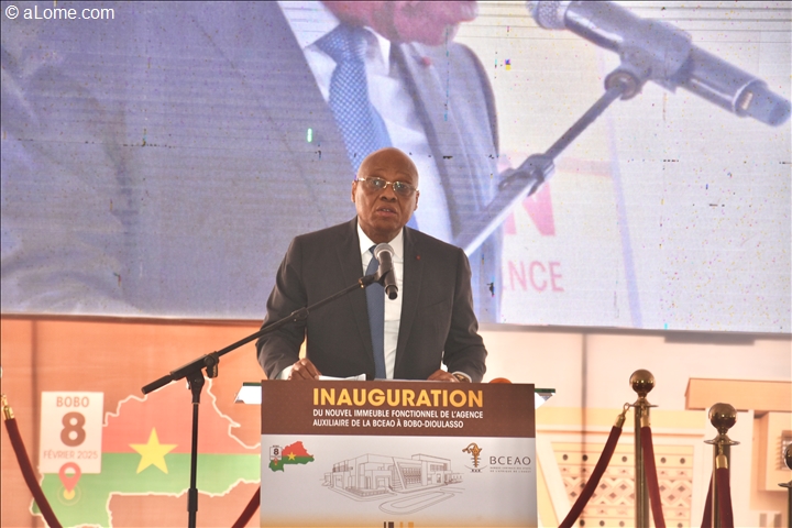 Inauguration dune agence de la BCEAO au Burkina / Le Gouverneur Jean Claude Kassi Brou :  Bobo-Dioulasso dispose dun potentiel industriel riche et diversifi 