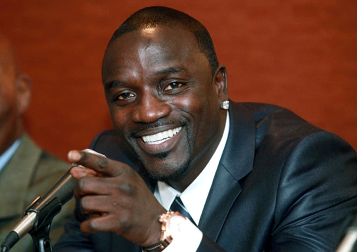 Akon,